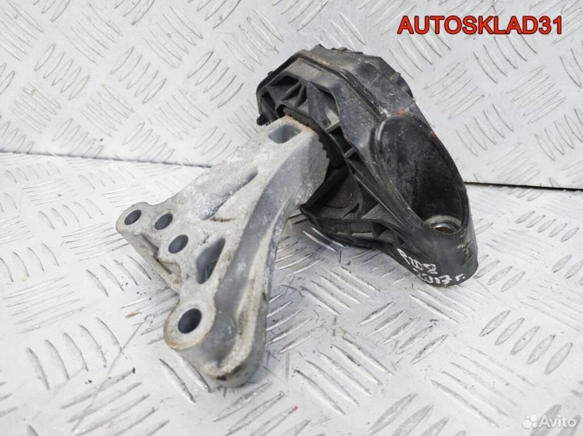 Опора двигателя правая Peugeot 208 9676771080 - АвтоСклад31.рф - авторазборка контрактные б/у запчасти в г. Белгород