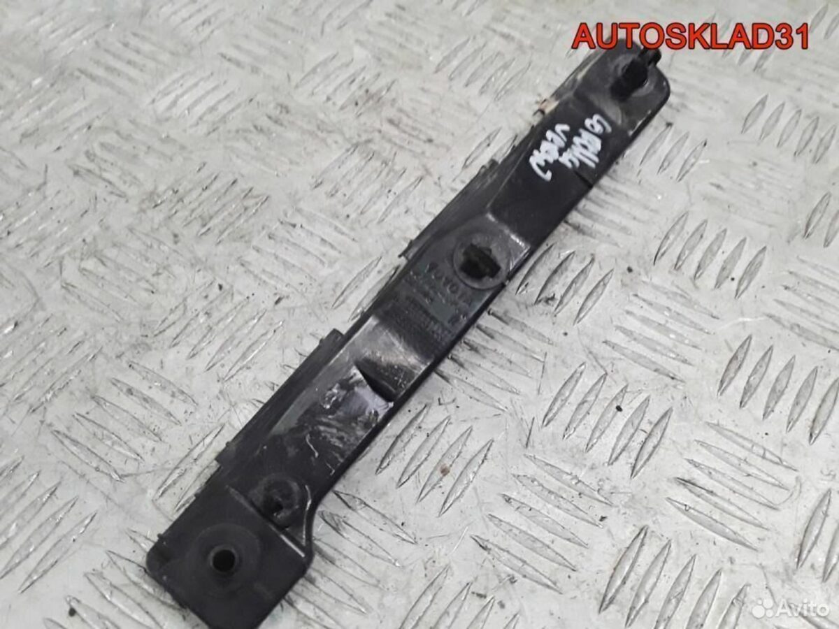 Кронштейн переднего бампера правый Corolla Verso - АвтоСклад31.рф - авторазборка контрактные б/у запчасти в г. Белгород