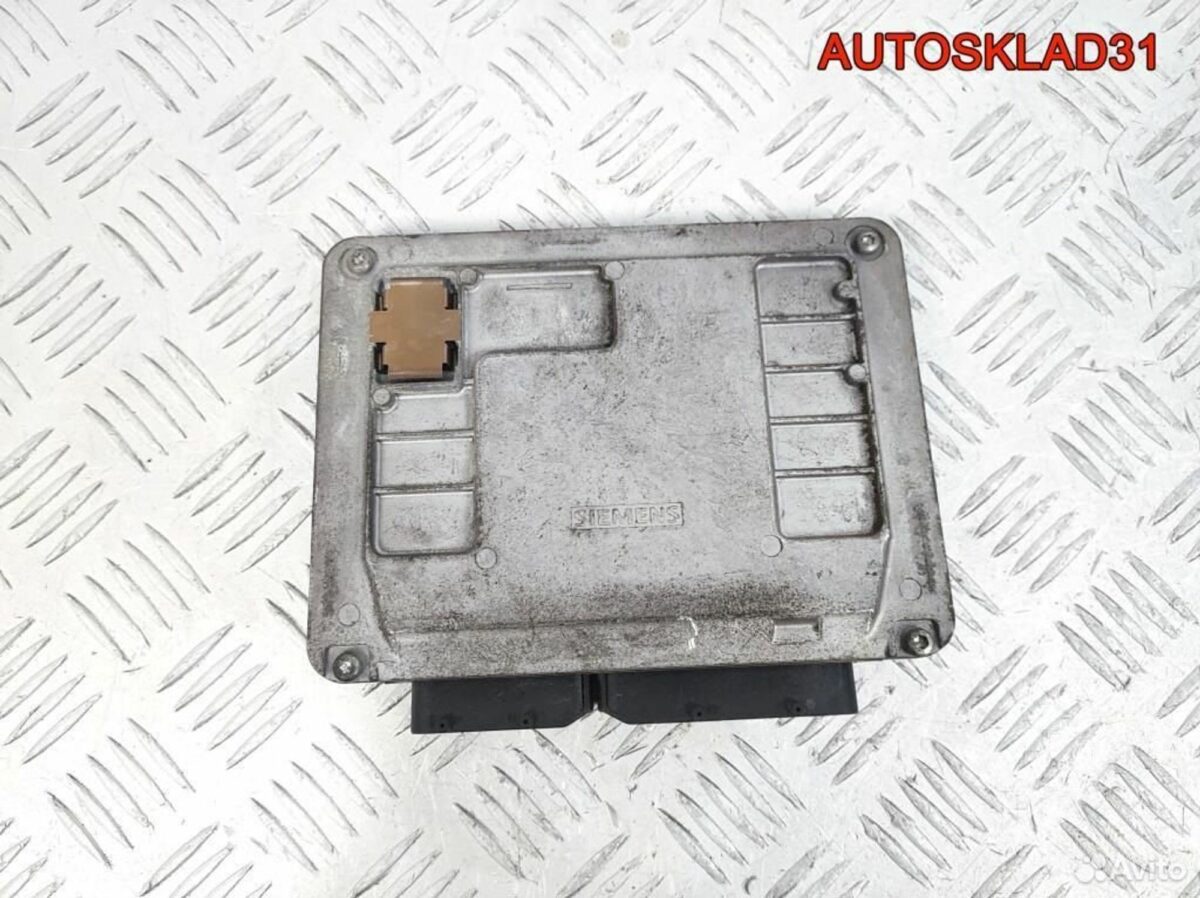 Блок эбу Volkswagen Polo 1,3 AZQ 03E906033 Бензин - АвтоСклад31.рф - авторазборка контрактные б/у запчасти в г. Белгород