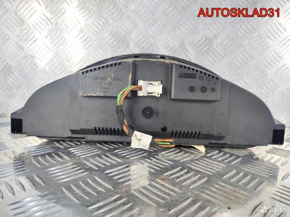 Панель приборов Mercedes Benz W203 A2035401311 - АвтоСклад31.рф - авторазборка контрактные б/у запчасти в г. Белгород