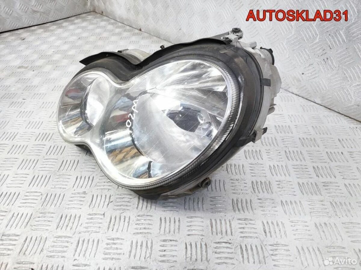 Фара левая Mercedes Benz W203 A2038203161 - АвтоСклад31.рф - авторазборка контрактные б/у запчасти в г. Белгород