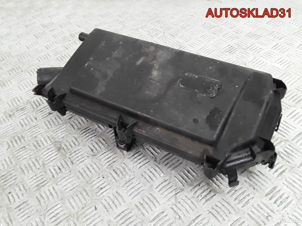 Корпус воздушного фильтра VW Golf 4 036129611AM - АвтоСклад31.рф - авторазборка контрактные б/у запчасти в г. Белгород