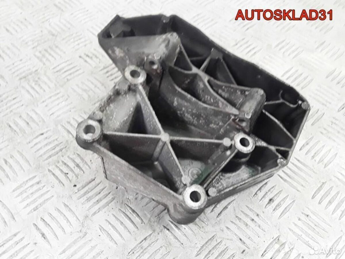Кронштейн кондиционера BMW E39 64551740725 - АвтоСклад31.рф - авторазборка контрактные б/у запчасти в г. Белгород