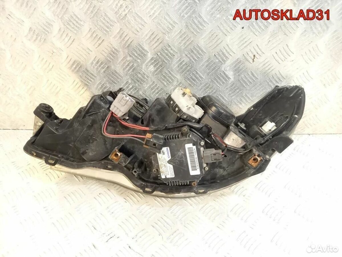 Фара правая ксенон Subaru Forester S12 84001SC122 - АвтоСклад31.рф - авторазборка контрактные б/у запчасти в г. Белгород