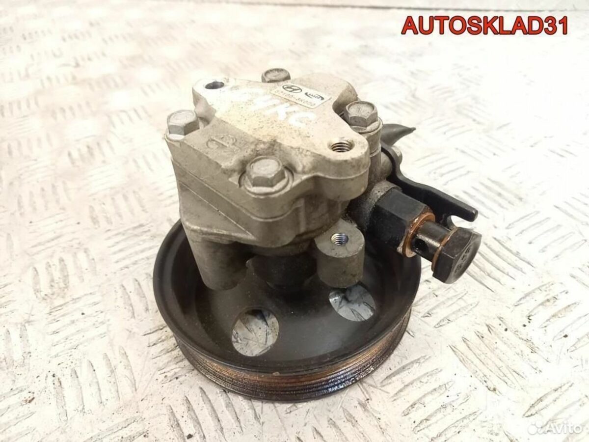 Насос гур Hyundai Sonata 5 NF 2.4 G4KC 571003K000 - АвтоСклад31.рф - авторазборка контрактные б/у запчасти в г. Белгород