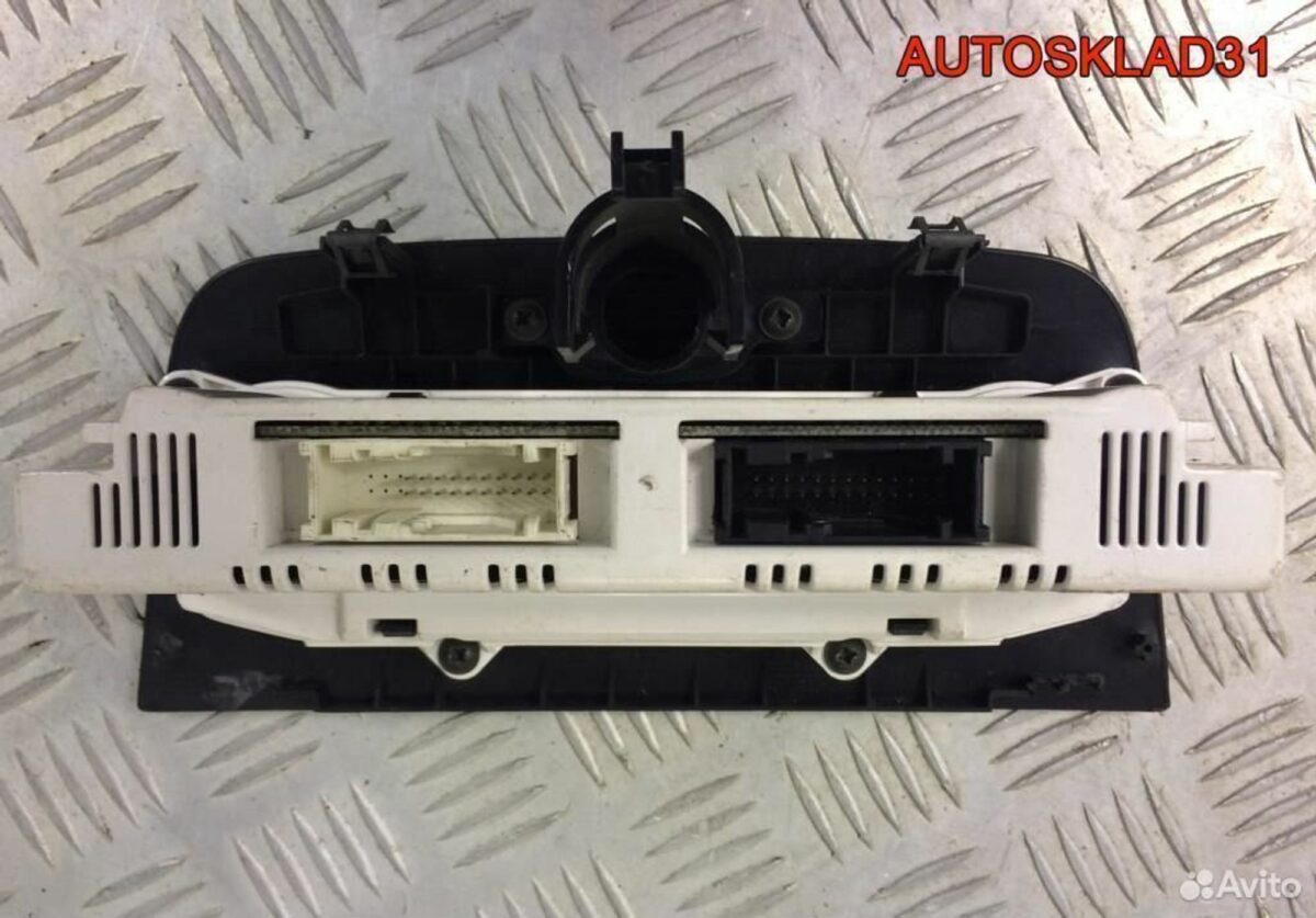 Блок управления климата Ford Fusion 6s6t18c612ae - АвтоСклад31.рф - авторазборка контрактные б/у запчасти в г. Белгород