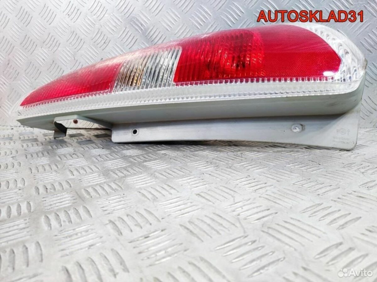 Фонарь задний правый Skoda Roomster 5J7945096 - АвтоСклад31.рф - авторазборка контрактные б/у запчасти в г. Белгород