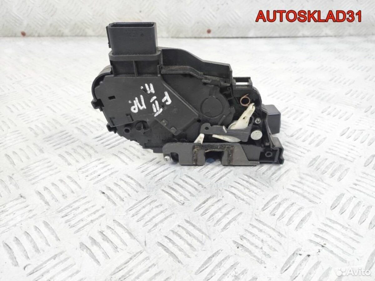 Замок двери передней правой Ford Focus 2 4894643 - АвтоСклад31.рф - авторазборка контрактные б/у запчасти в г. Белгород