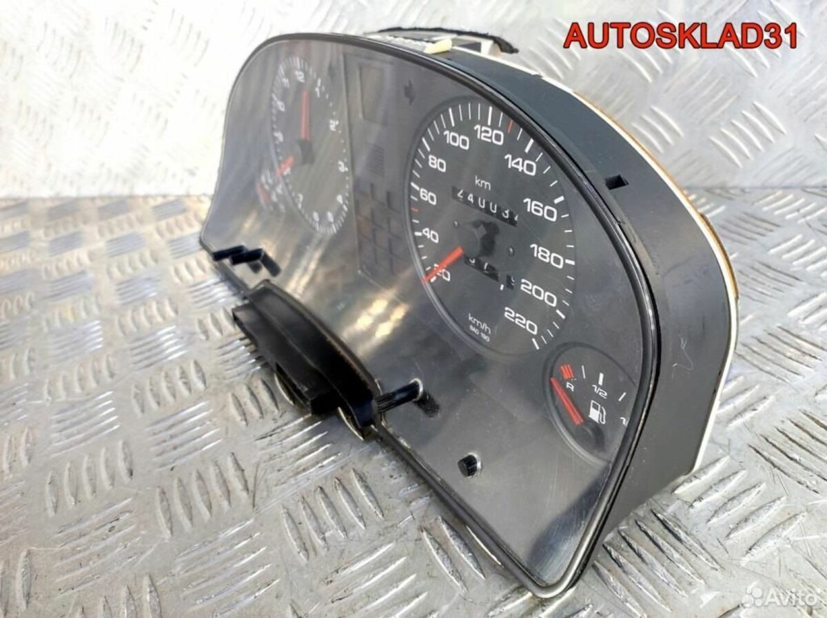 Панель приборов Audi 80 B4 8A0919033CA Дизель - АвтоСклад31.рф - авторазборка контрактные б/у запчасти в г. Белгород