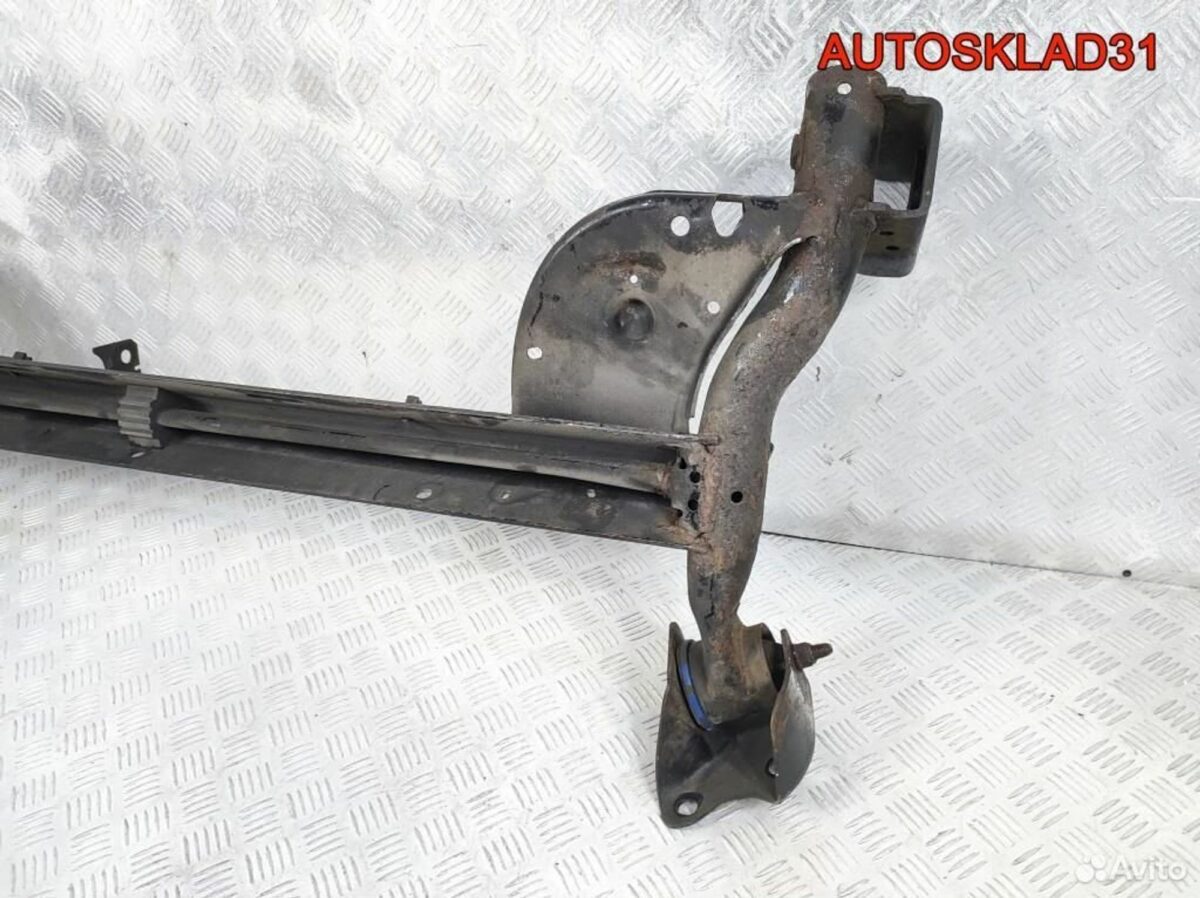 Балка задняя голая Renault Sandero 555019768R - АвтоСклад31.рф - авторазборка контрактные б/у запчасти в г. Белгород