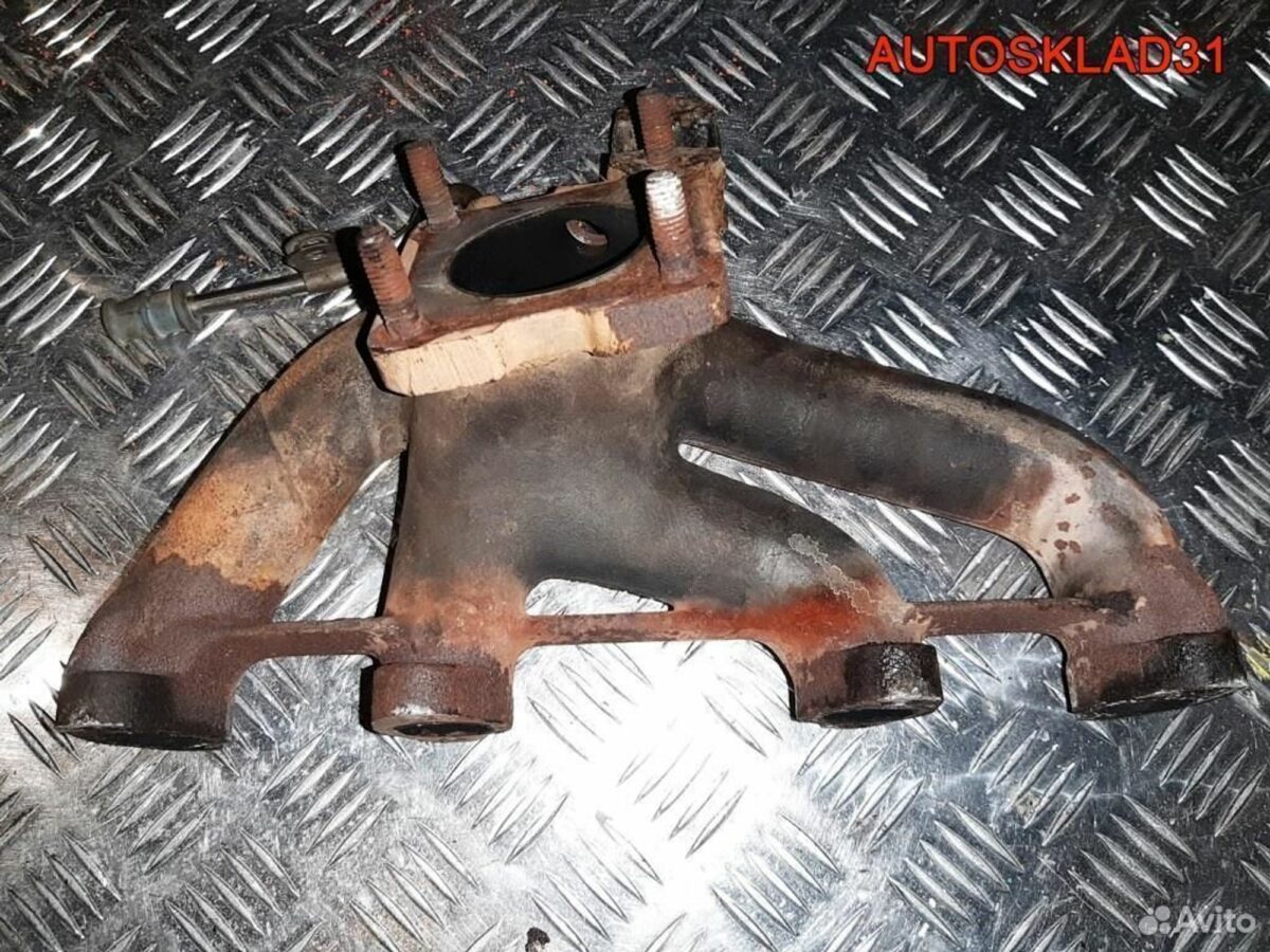 Коллектор выпускной VW Passat B 1,8 ADZ 051253033C - АвтоСклад31.рф - авторазборка контрактные б/у запчасти в г. Белгород