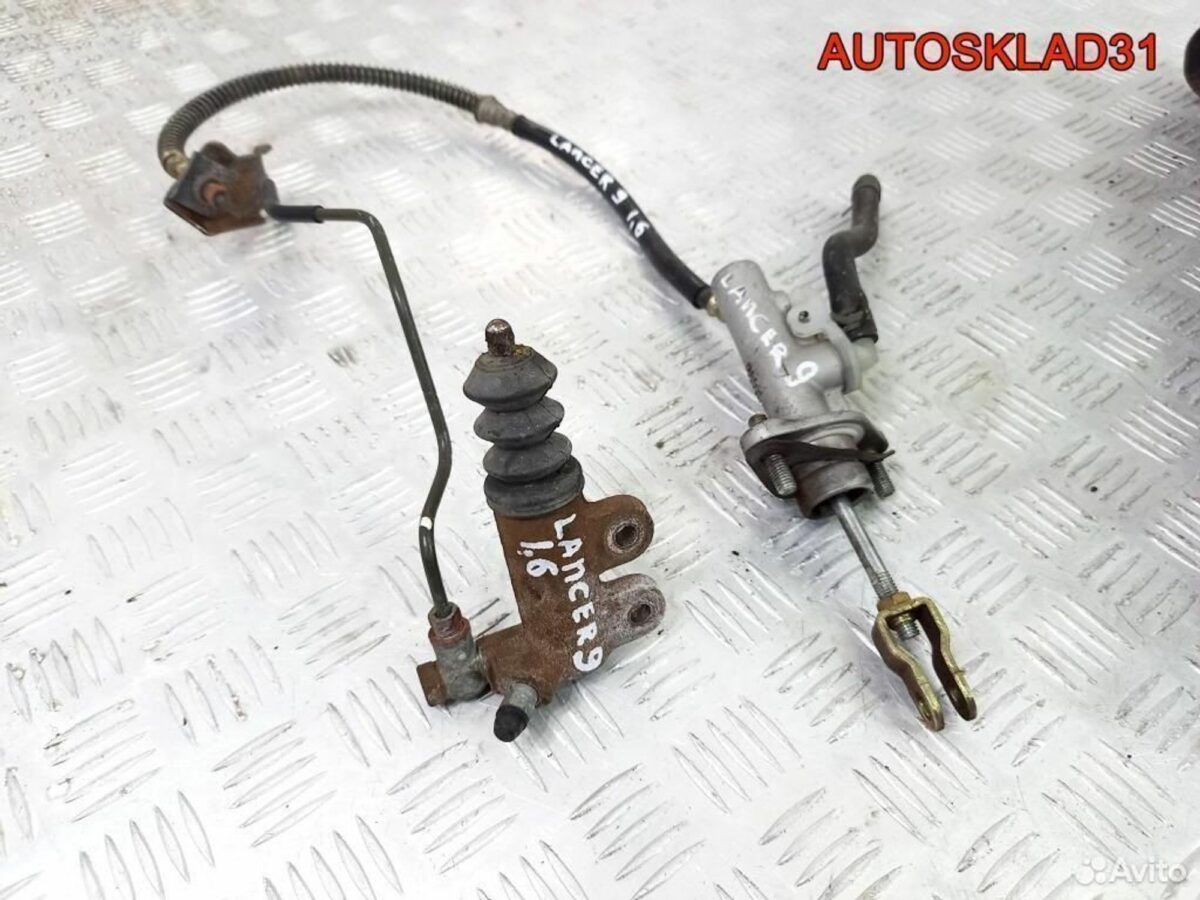 Цилиндр сцепления главный Mitsubishi Lancer 9 4G18 - АвтоСклад31.рф - авторазборка контрактные б/у запчасти в г. Белгород