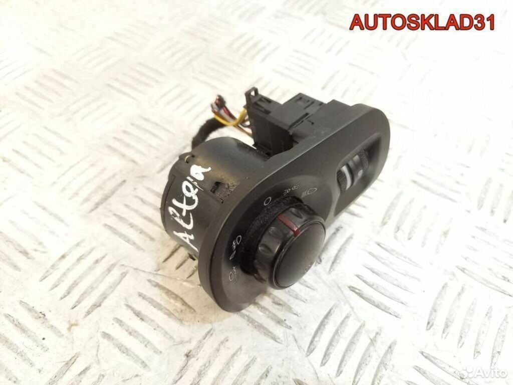 Переключатель света Seat Altea 5P0919094A - АвтоСклад31.рф - авторазборка контрактные б/у запчасти в г. Белгород Переключатель света Seat Altea 5P0919094A - АвтоСклад31.рф - авторазборка контрактные б/у запчасти в г. Белгород