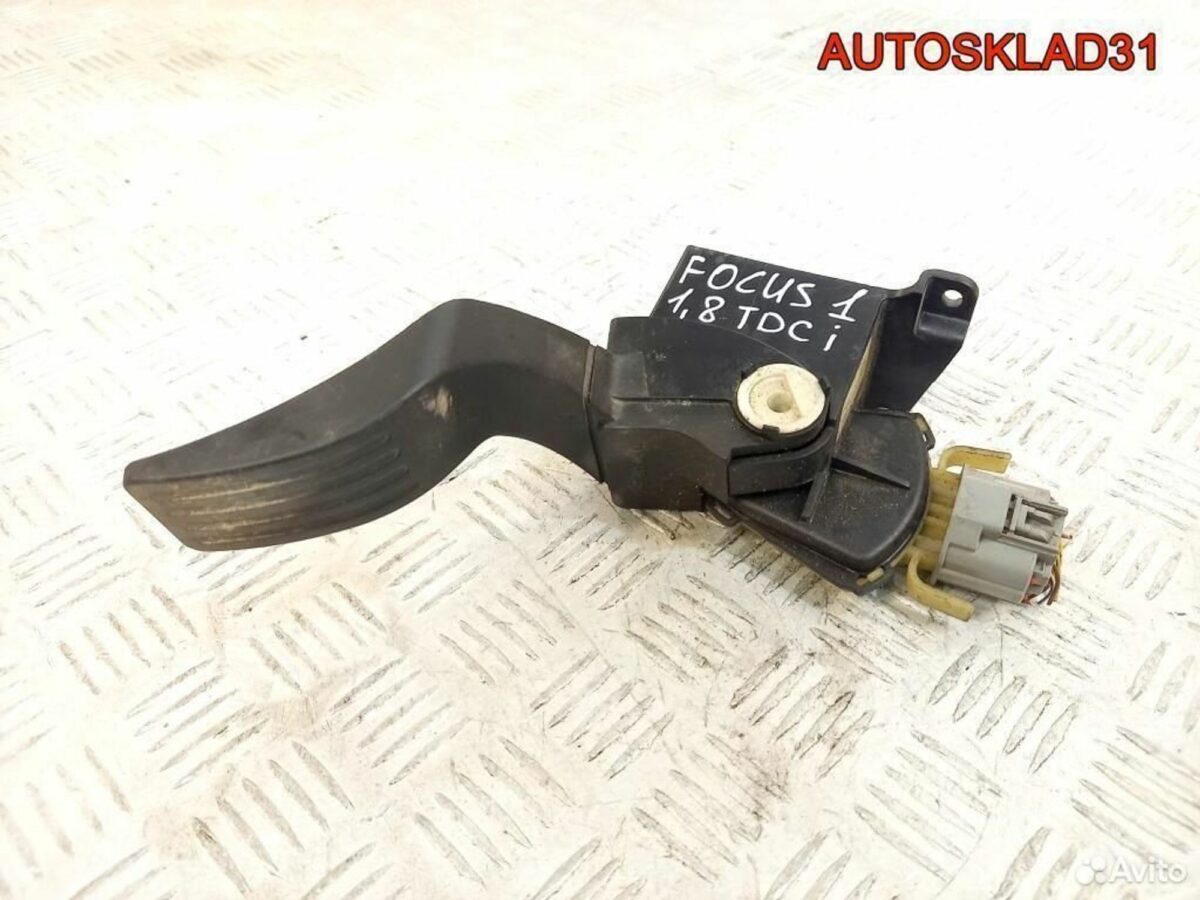 Педаль газа Ford Focus 1 1.8 tdci 2M519F836AD - АвтоСклад31.рф - авторазборка контрактные б/у запчасти в г. Белгород