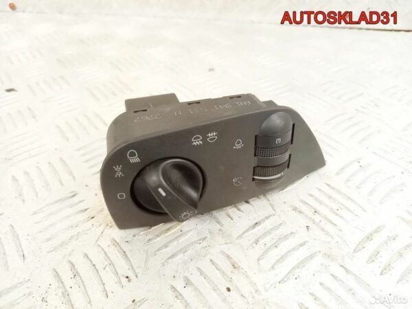 Рамка магнитолы Ford S-MAX 6M2118522BE - АвтоСклад31.рф - авторазборка контрактные б/у запчасти в г. Белгород