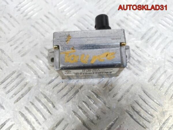 Педаль сцепления VW Passat B6 3C1721059R - АвтоСклад31.рф - авторазборка контрактные б/у запчасти в г. Белгород