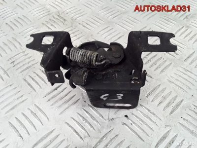 Замок капота Volkswagen Golf 3 1H0823509B - АвтоСклад31.рф - авторазборка контрактные б/у запчасти в г. Белгород