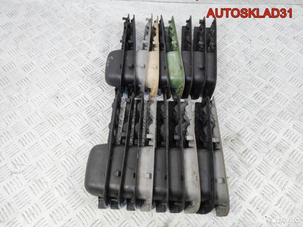 Накладка ручки внутренней VW Passat B5 3B1867171E - АвтоСклад31.рф - авторазборка контрактные б/у запчасти в г. Белгород