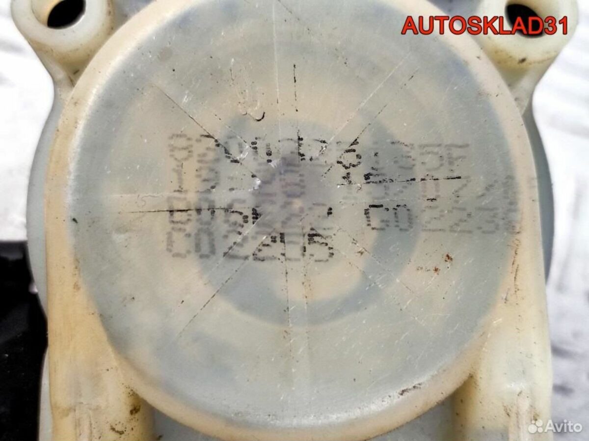 Стеклоподъемник передний правый Renault Megane 2 - АвтоСклад31.рф - авторазборка контрактные б/у запчасти в г. Белгород