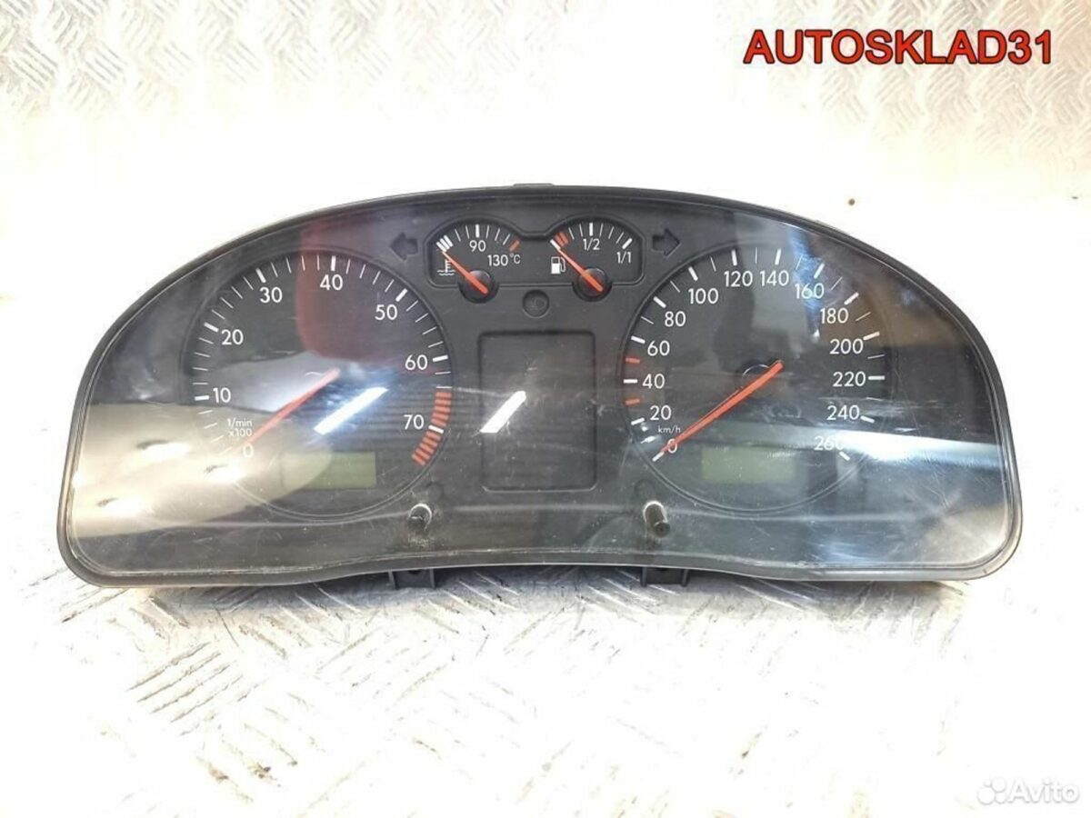 Панель приборов Volkswagen Passat B5 3B1919880 - АвтоСклад31.рф - авторазборка контрактные б/у запчасти в г. Белгород