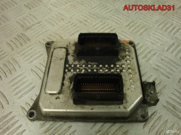 Экран тепловой VW Touran 2,0 BSX 06A133228P - АвтоСклад31.рф - авторазборка контрактные б/у запчасти в г. Белгород