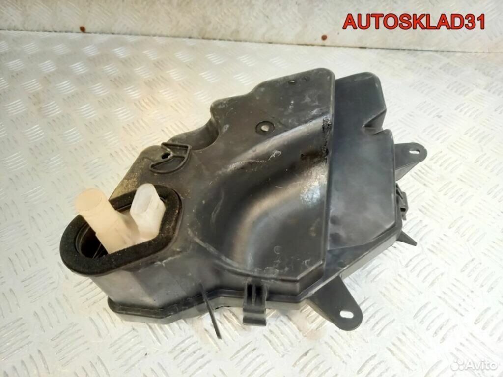 Бачок расширительный Audi A8 D3 4E0121403G - АвтоСклад31.рф - авторазборка контрактные б/у запчасти в г. Белгород Бачок расширительный Audi A8 D3 4E0121403G - АвтоСклад31.рф - авторазборка контрактные б/у запчасти в г. Белгород