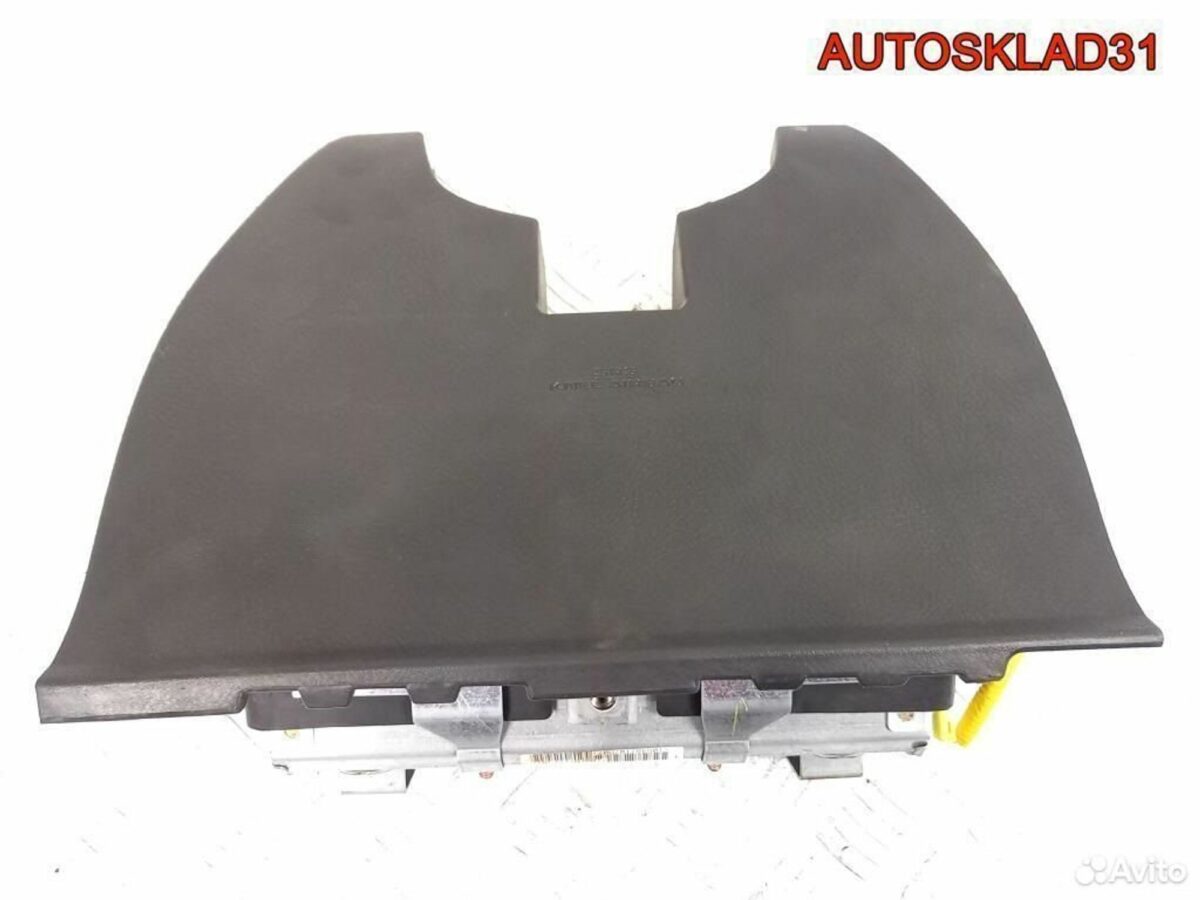 Подушка безопасности колен Toyota Corolla Verso - АвтоСклад31.рф - авторазборка контрактные б/у запчасти в г. Белгород
