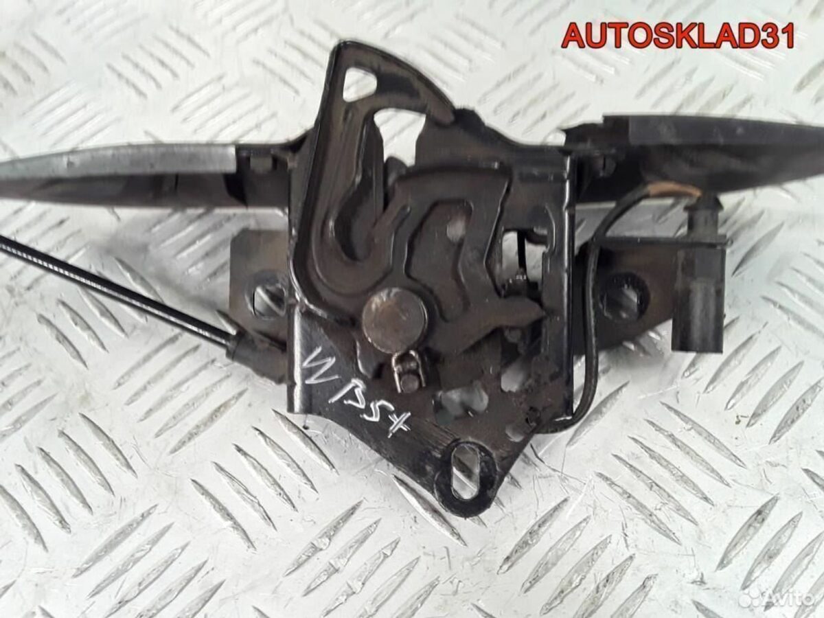 Замок капота Volkswagen Passat B5+ 3B0823509R - АвтоСклад31.рф - авторазборка контрактные б/у запчасти в г. Белгород
