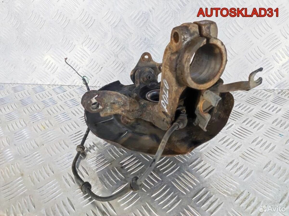 Кулак поворотный передний правый VW Polo HB - АвтоСклад31.рф - авторазборка контрактные б/у запчасти в г. Белгород