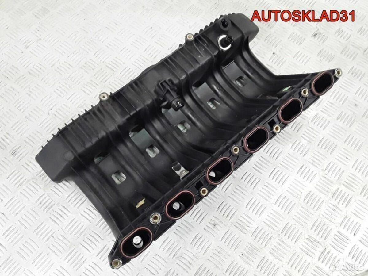 Коллектор впускной BMW E36 173572520 - АвтоСклад31.рф - авторазборка контрактные б/у запчасти в г. Белгород