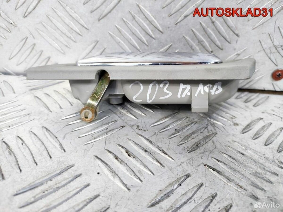 Ручка двери перед внутренняя левая Mercedes W203 - АвтоСклад31.рф - авторазборка контрактные б/у запчасти в г. Белгород