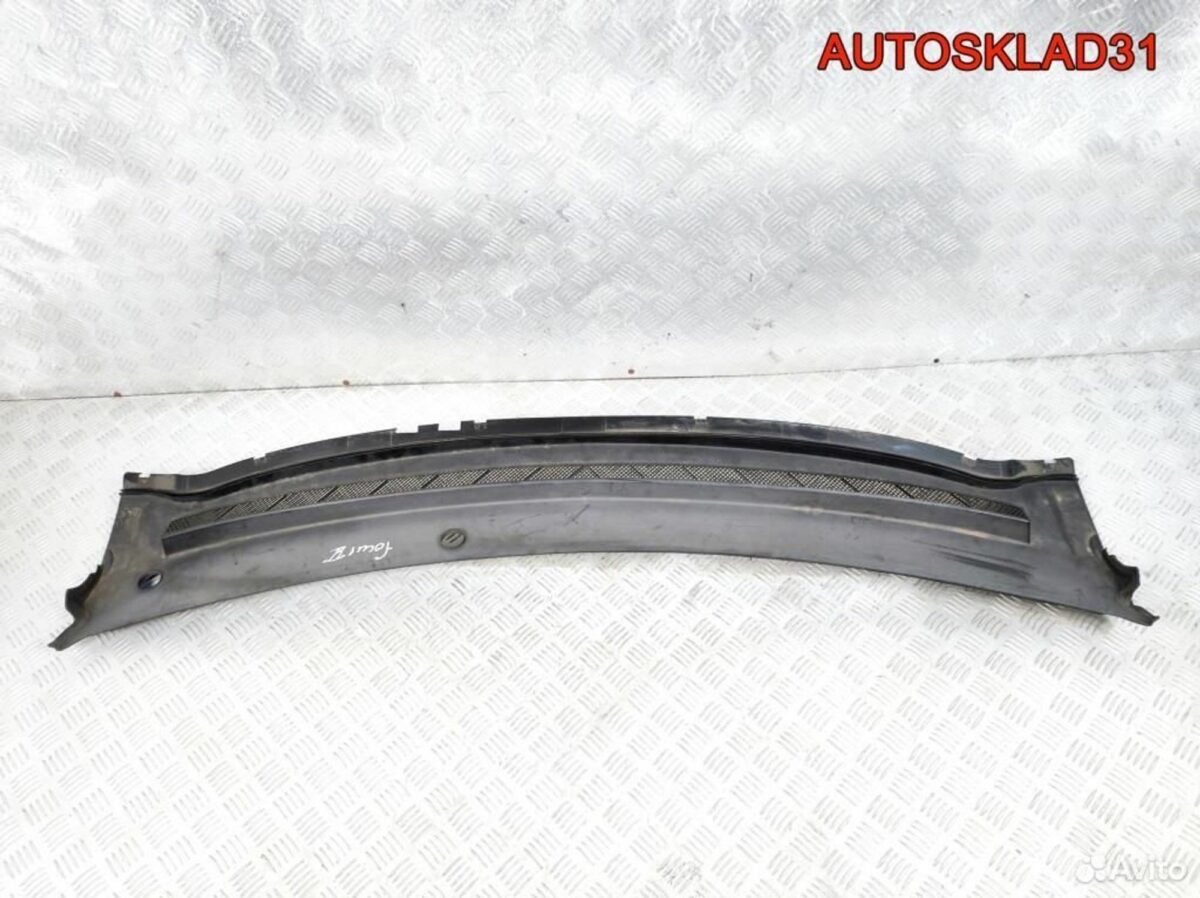 Решетка стеклоочистителя Ford Focus 2 4M51A02216AG - АвтоСклад31.рф - авторазборка контрактные б/у запчасти в г. Белгород