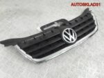 Решетка радиатора Volkswagen Touran 1T0853651 - АвтоСклад31.рф - авторазборка контрактные б/у запчасти в г. Белгород