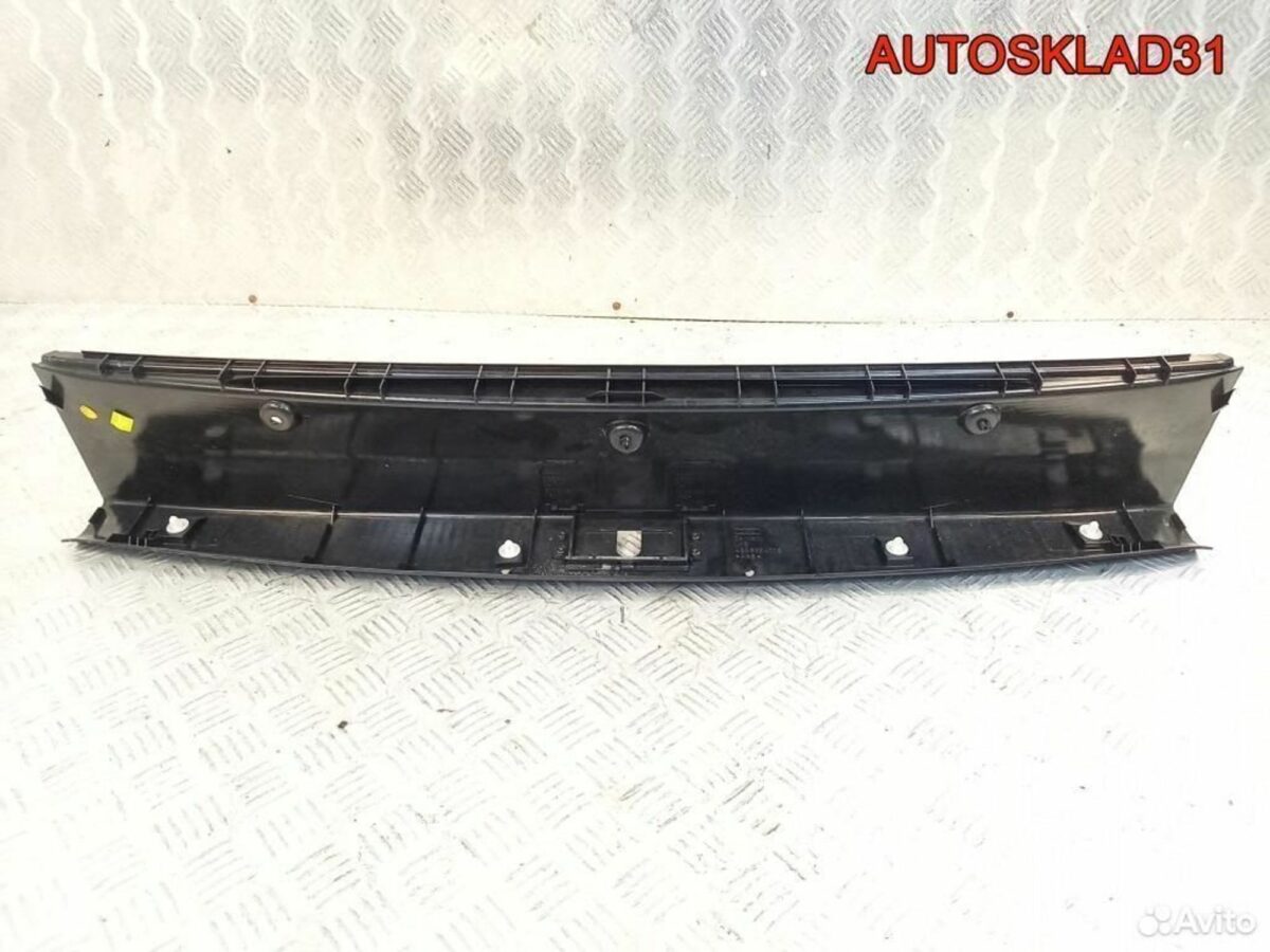 Накладка замка багажника Audi A8 4E 4E0863471B - АвтоСклад31.рф - авторазборка контрактные б/у запчасти в г. Белгород