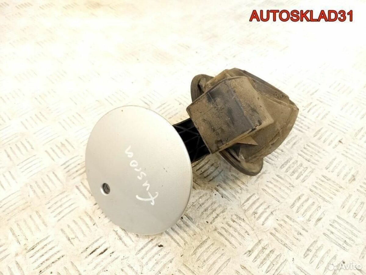 Лючок бензобака Ford Fusion 2N11N405A02ABW - АвтоСклад31.рф - авторазборка контрактные б/у запчасти в г. Белгород