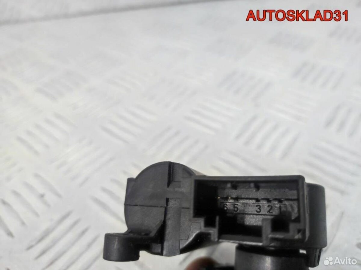 Моторчик заслонки отопителя Skoda Fabia 6R2907511A - АвтоСклад31.рф - авторазборка контрактные б/у запчасти в г. Белгород