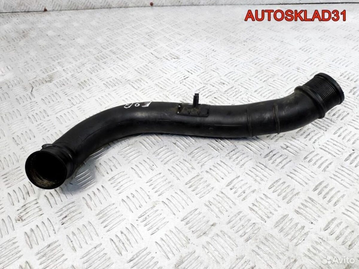 Патрубок интеркулера Volvo S40 1.9 F9Q 30620813 - АвтоСклад31.рф - авторазборка контрактные б/у запчасти в г. Белгород