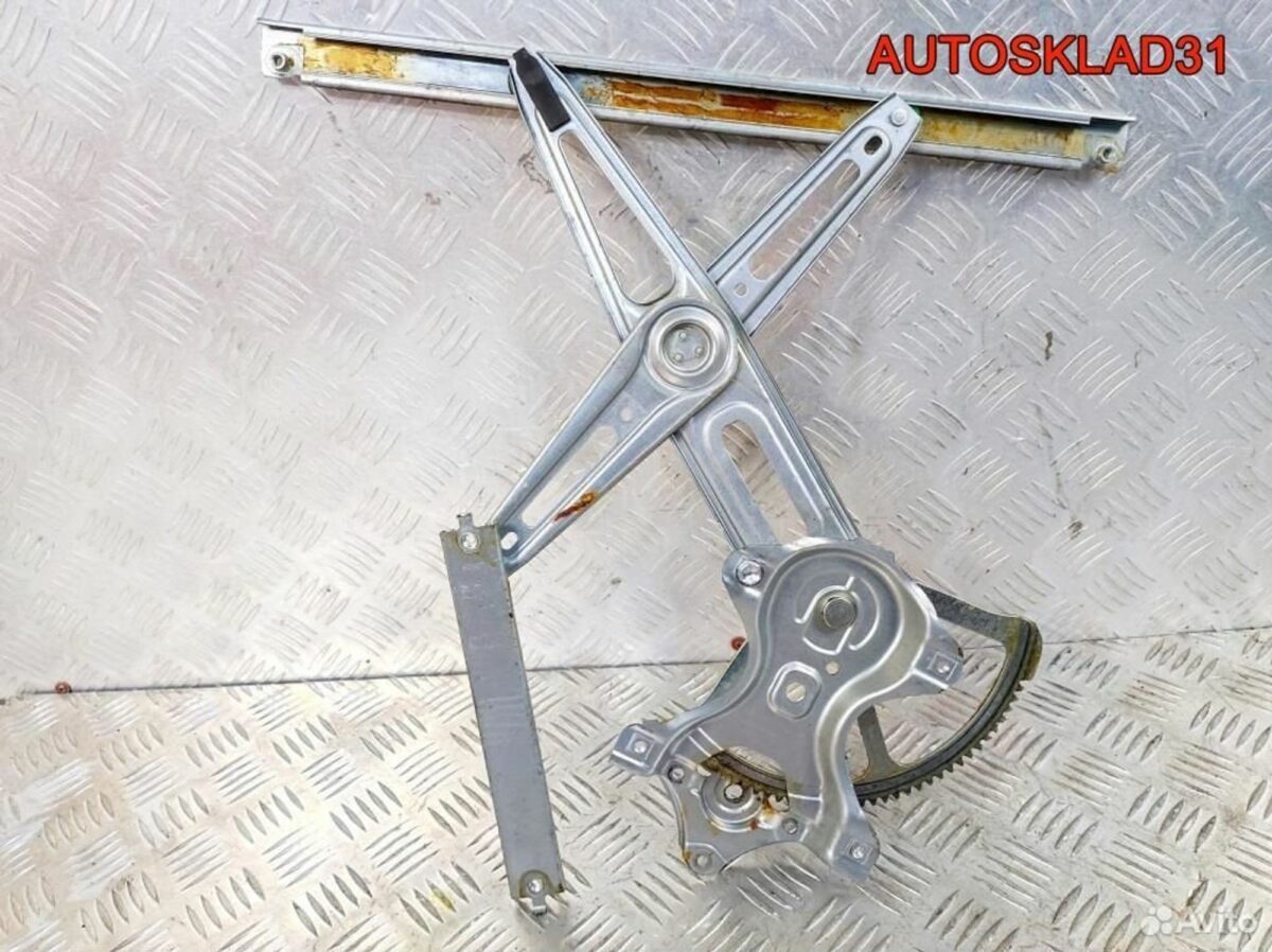 Стеклоподъемник передний правый Toyota Yaris - АвтоСклад31.рф - авторазборка контрактные б/у запчасти в г. Белгород