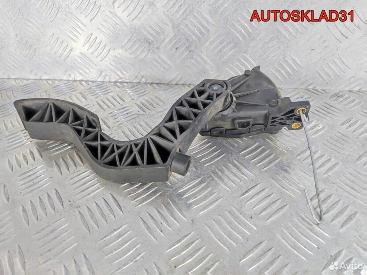 Педаль газа Audi A4 B5 8D1721523 Дизель - АвтоСклад31.рф - авторазборка контрактные б/у запчасти в г. Белгород