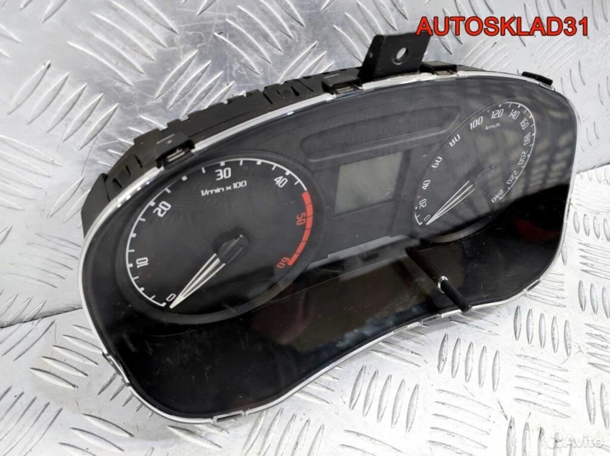 Панель приборов Skoda Fabia 2 1,4 TDI 5J0920801C - АвтоСклад31.рф - авторазборка контрактные б/у запчасти в г. Белгород