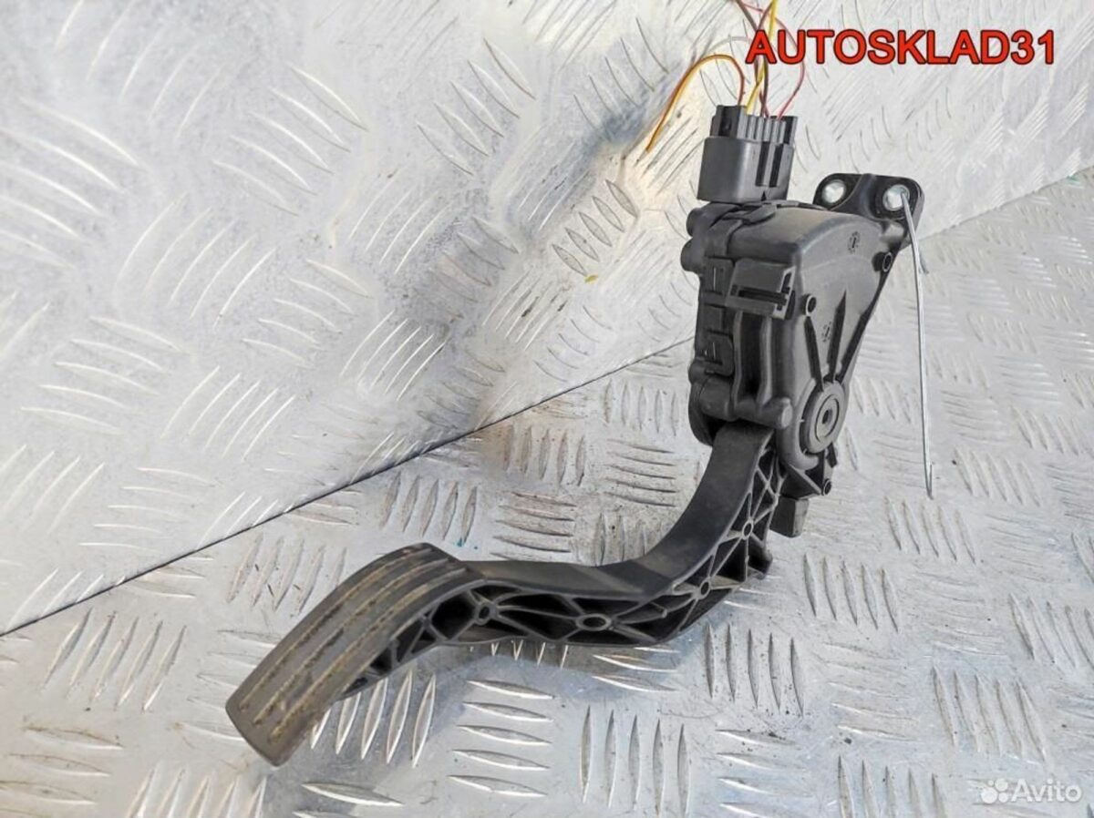 Педаль газа Ford Fusion 2S619F836AB Бензин - АвтоСклад31.рф - авторазборка контрактные б/у запчасти в г. Белгород