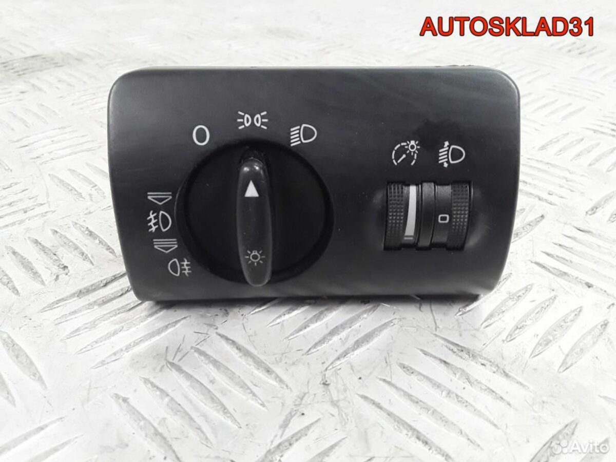 Переключатель света фар для Ауди А6 Ц5 4B1941531C - АвтоСклад31.рф - авторазборка контрактные б/у запчасти в г. Белгород