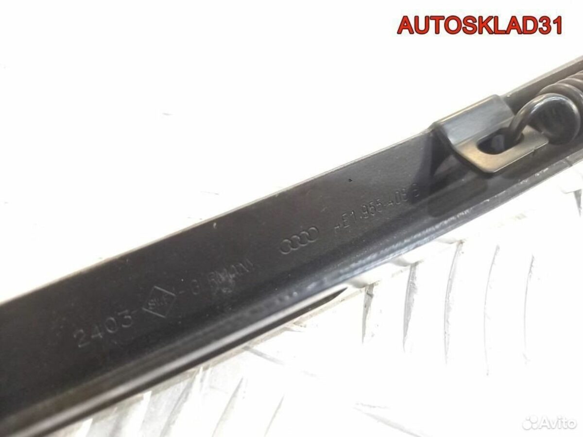 Поводок стеклоочистителя правый 4E1955408B - АвтоСклад31.рф - авторазборка контрактные б/у запчасти в г. Белгород