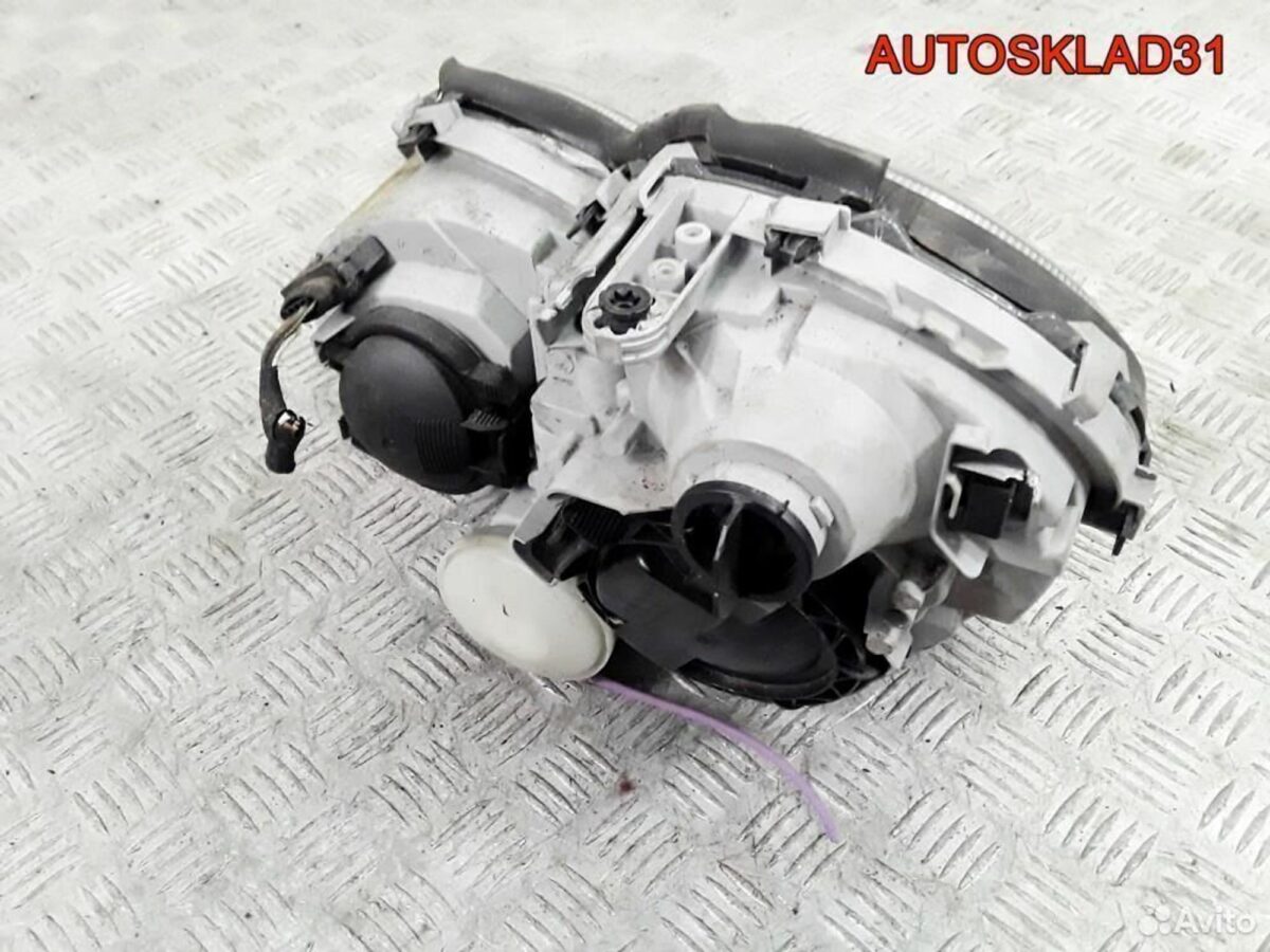 Фара правая Mercedes Benz W203 0301166202 - АвтоСклад31.рф - авторазборка контрактные б/у запчасти в г. Белгород