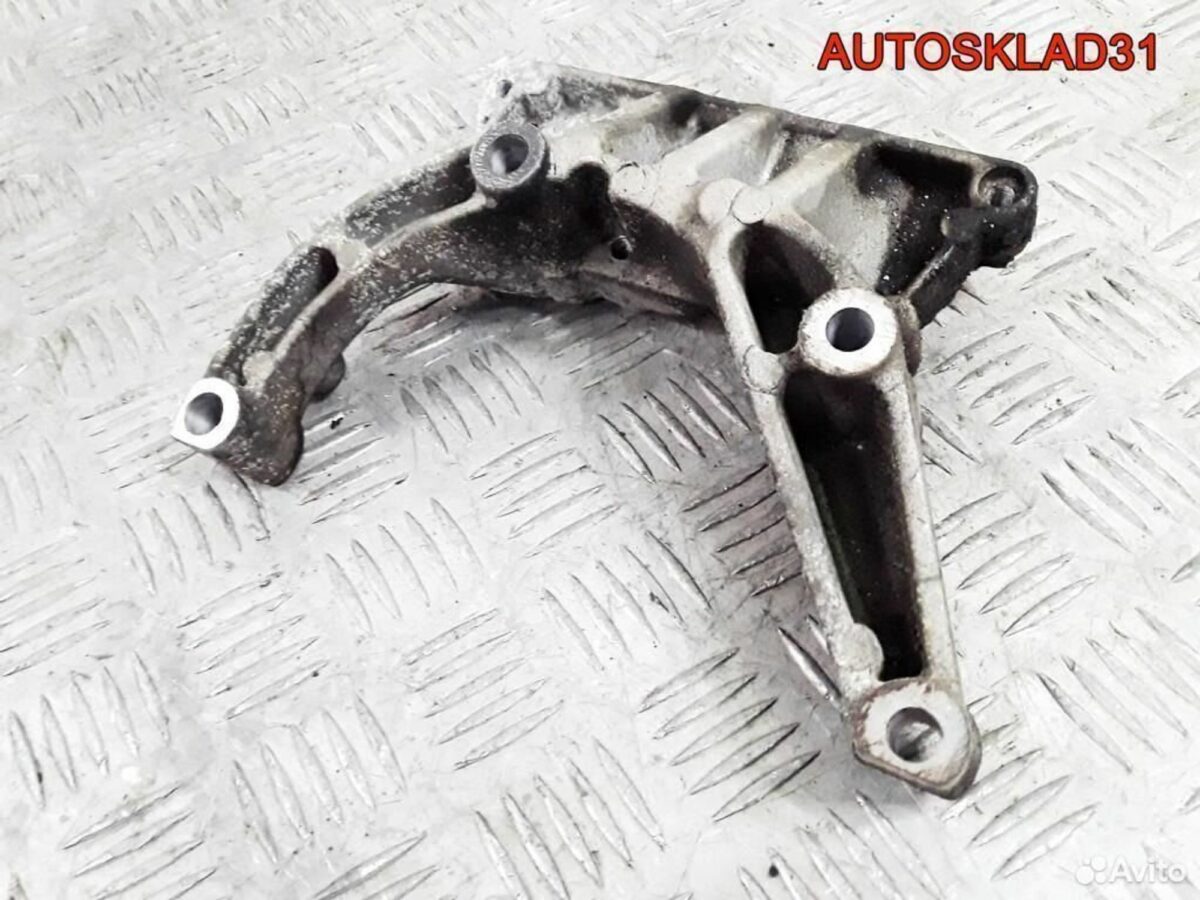 Кронштейн гидроусилителя Ford Focus 1 97bb3k738ae - АвтоСклад31.рф - авторазборка контрактные б/у запчасти в г. Белгород