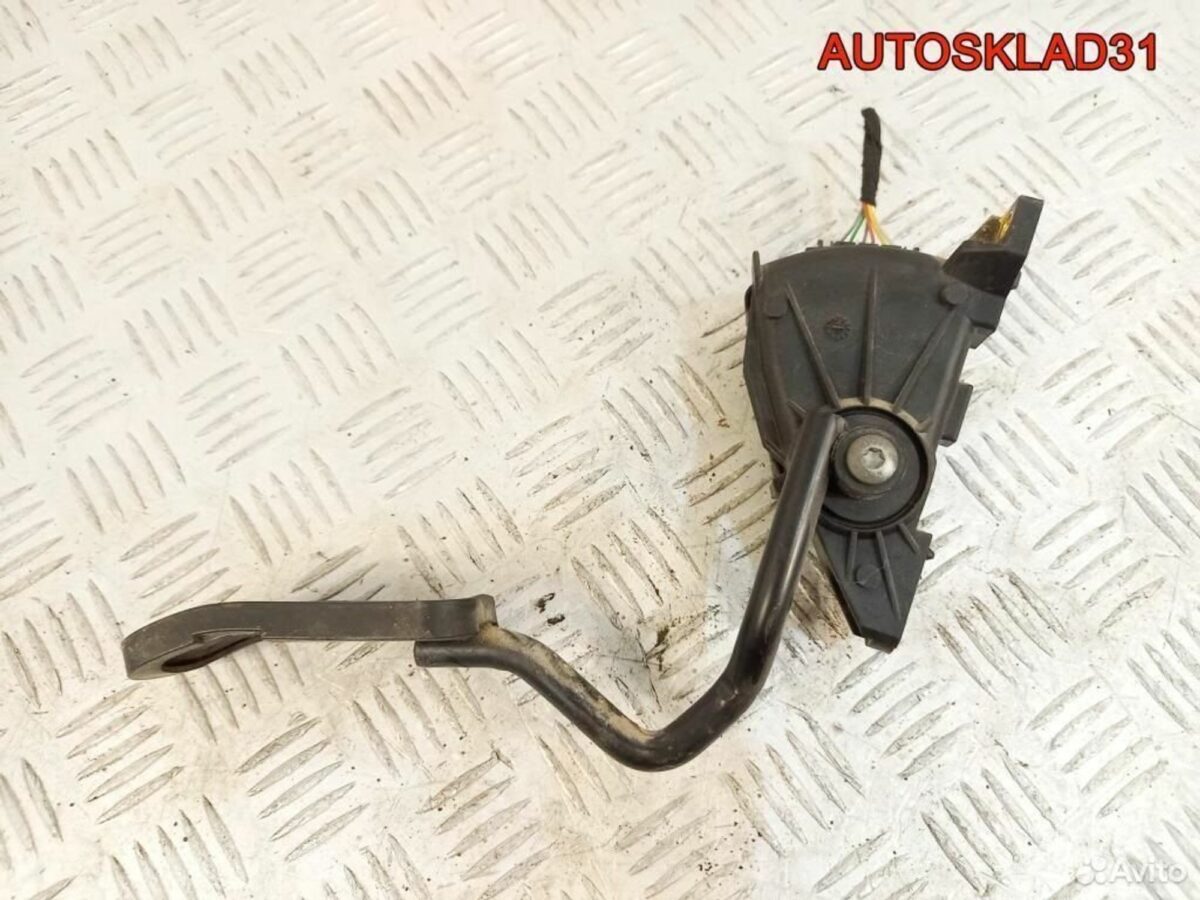 Педаль газа Volkswagen Sharan 1.8 AWC 7M3723507A - АвтоСклад31.рф - авторазборка контрактные б/у запчасти в г. Белгород