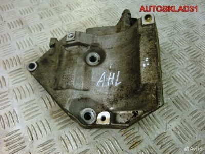 Кронштейн кондиционера VW Passat B5 06В260885 - АвтоСклад31.рф - авторазборка контрактные б/у запчасти в г. Белгород