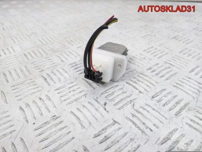 Резистор отопителя Subaru Impreza 73533FE000 - АвтоСклад31.рф - авторазборка контрактные б/у запчасти в г. Белгород