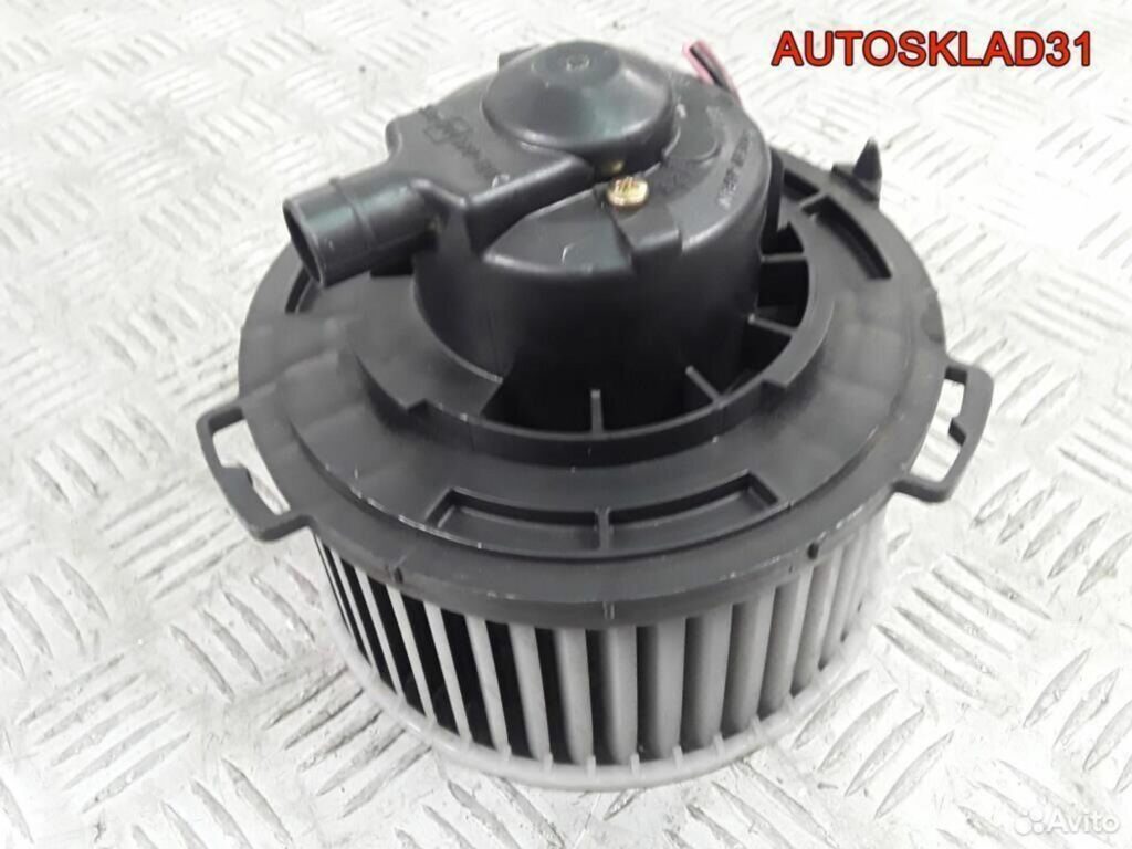 Моторчик печки Mazda 3 BK bp4k61b10 - АвтоСклад31.рф - авторазборка контрактные б/у запчасти в г. Белгород Моторчик печки Mazda 3 BK bp4k61b10 - АвтоСклад31.рф - авторазборка контрактные б/у запчасти в г. Белгород