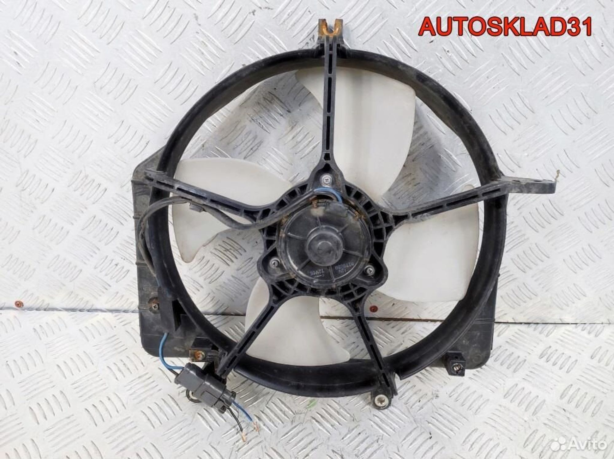 Вентилятор радиатора Honda Jazz 1.3 L13A1 Бензин - АвтоСклад31.рф - авторазборка контрактные б/у запчасти в г. Белгород Вентилятор радиатора Honda Jazz 1.3 L13A1 Бензин - АвтоСклад31.рф - авторазборка контрактные б/у запчасти в г. Белгород